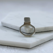 Load image into Gallery viewer, Mountainscape octagonal box ring