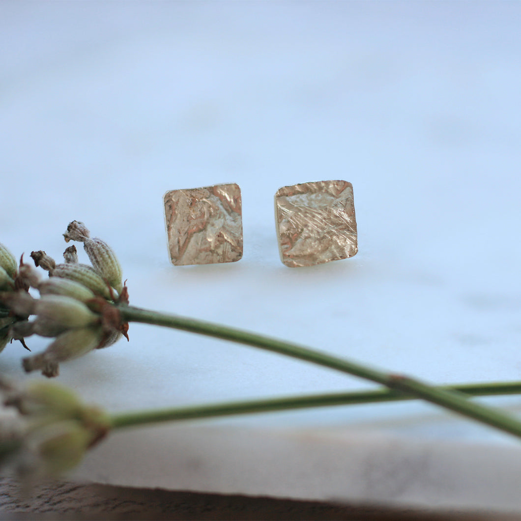 Mountainscape studs (small)